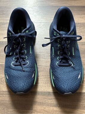 Brooks Ghost 15 navy blue running shoes